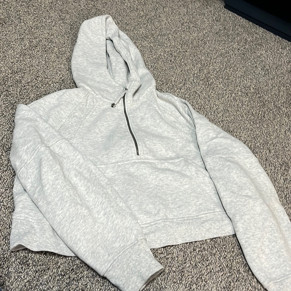 Lululemon Gray S/M Scuba Sweatshirt 1/4 zip